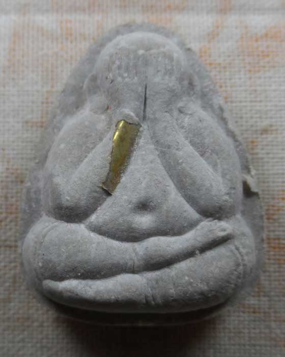 พระปิดตา หลวงพ่อคูณ วัดบ้านไร่ จ.นครราชสีมา รุ่นทรงเสด็จพระราชดำเนินตัดลูกนิมิต ปี๒๕๓๖