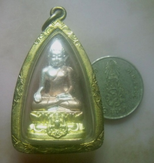 **เบา​ๆ**รูปหล่อพระไพรีพินาศ ฉลองสิริราชสมบัติ ๕๐ ปี วัดบวรฯ ปี ๒๕๓๙**ชุบ 3 กษัตริย์ เลี่ยมทองไมครอน