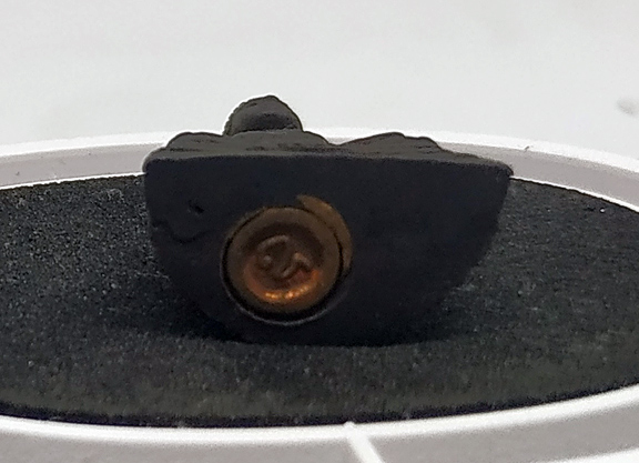 N หลวงพ่อโสธร พระกริ่ง โลหะรมดำ ในกล่องของเดิมครับ เก่าๆไม่ทราบปีออก ที่แน่ๆได้มาก่อนปี 2553