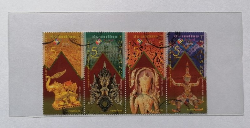 สแตมป์ ชุดที่ 1,000 130 ปี งานศิลป์ช่างหลวง 22 มีนาคม 2556 ชุดแบ่ง 4 ดวง เคาะเดียว