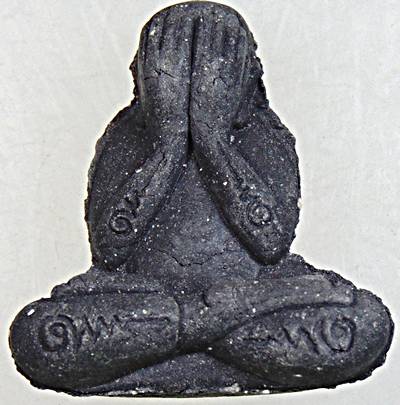 พระปิดตา วัดจำปาแก้ว ท่าซ้อง รัฐกลันตัน มาเลเซีย ศิษย์สายพ่อท่านครน (ไม่มีกล่อง)