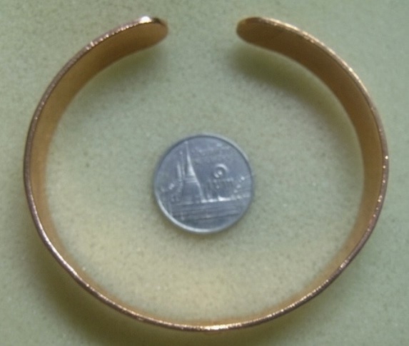 **เบา​ๆ​**กำไลข้อมือชุบนาก หลวงพ่อเงิน วัดท้ายน้ำ อ.โพทะเล จ.พิจิตร รุ่นพิเศษ**สวยๆ