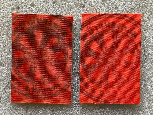 รูปถ่ายหลวงปู่หมุน 105 ปี หลังจีวร ปั๊มตราวัดป่าหนองหล่ม มีลายเซ็น จารมือเดิมๆ รวม 2ใบ