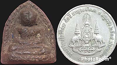 ลพ.โต สมาธิ เนื้อผง