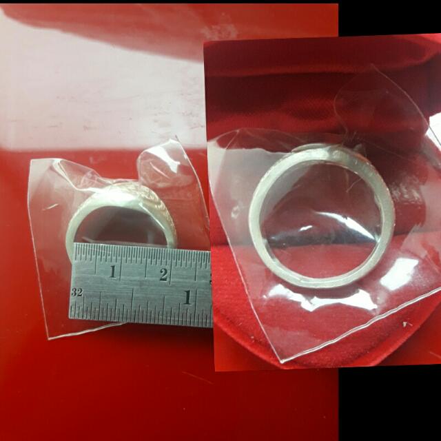 แหวนหัวยันต์ หลวงพ่อเฉลิม วัดพระญาติการาม อยุธยา รุ่น2 ปี35 เนื้อเงิน