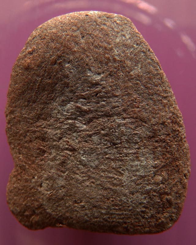 ปิดตารุ่นแรกท้องอุ เนื้อผงว่านผสมน้ำนมควาย หลวงพ่อเขียว วัดหรงบล จ.นครศรีธรรมราช พ.ศ. 2510 (A11)