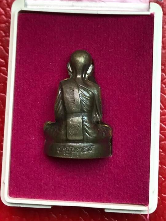 ***แจกทหารสร้างน้อย999องค์***รูปเหมือนปั๊ม หลวงพ่อคูณปริสุทโธ รุ่นปาฎิหาริย์ EOD เนื้อมหาชนวน ปี2556