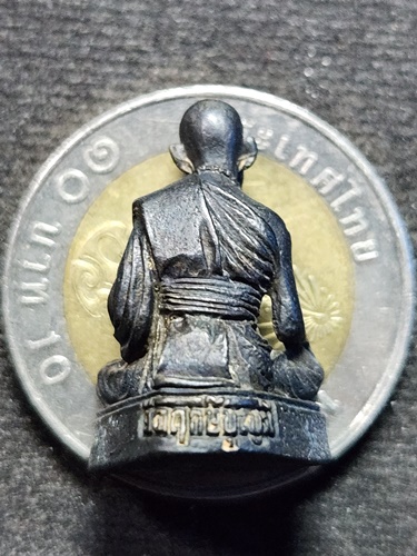 วัดฤกษ์บุญมี สุพรรณบุรี รูปหล่ออุดกริ่ง หลวงพ่อช่อ หลวงปู่ฤาษีลิงขาว 