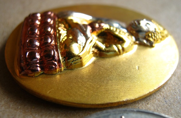 เหรียญพระกริ่งจุลมณีศรีอุบลมหามงคลเจริญโภคทรัพย์ รุ่น1 หลวงปู่คำคนิง วัดถ้ำคูหาสวรรค์ จ อุบลฯ ปี2548