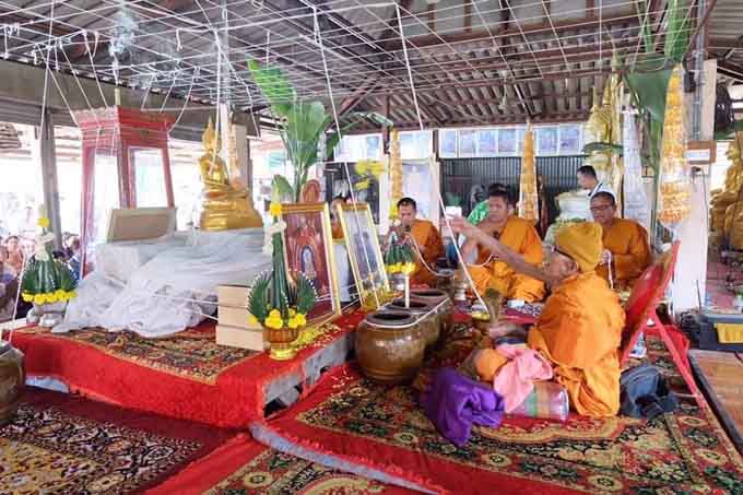 พญาเต่าอรหันต์พันล้าน หลวงปู่แสน วัดบ้านหนองจิก จ.ศรีสะเกษ ปี 2561 เนื้อทองแดงผิวไฟ เลข316+กล่อง