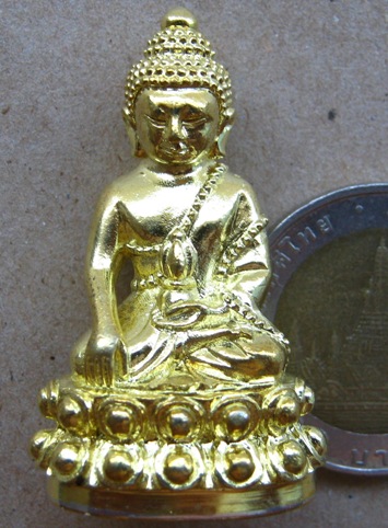 พระกริ่งรุ่นทรงประทาน ปี56เลข1144อธิฐานจิตเดี่ยวโดยหลวงปู่บัว ถามโก เนื้อทองระฆังสร้าง1999องค์+กล่อง