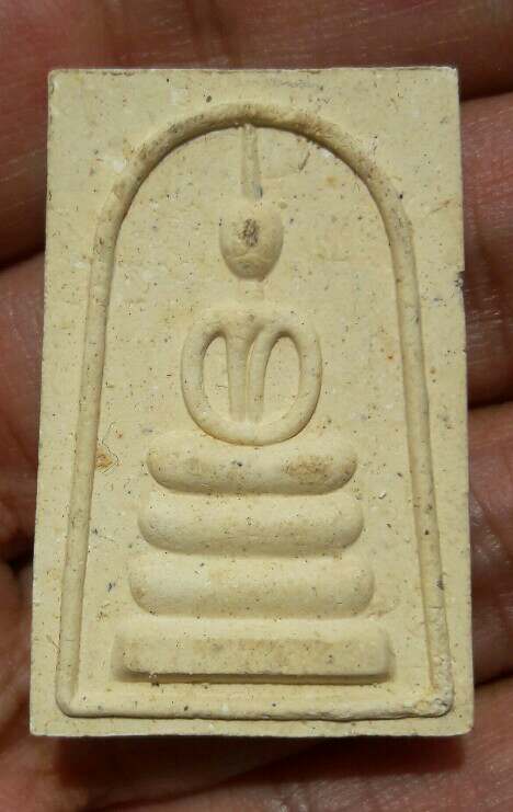 พระสมเด็จพรหมคุณ หลวงปู่หงษ์ พรหมปัญโญ รุ่นแรก วัดเพชรบุรี จ.สุรินทร์ ปี 2537 เคาะเดียว