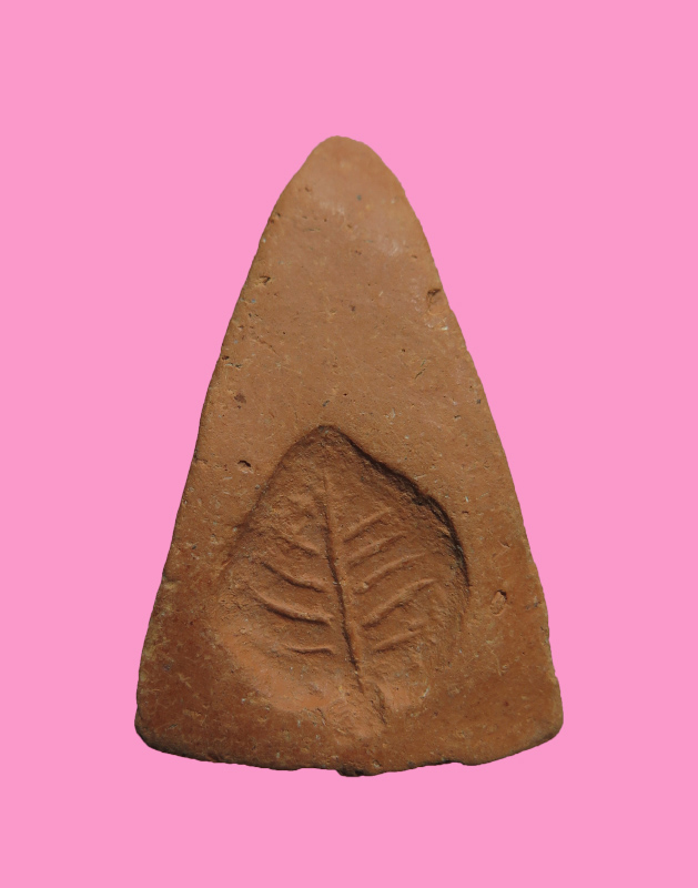 พระพุทธชินราช เนื้อดิน