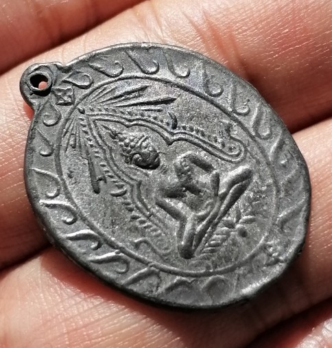 พระเนื้อตะกั่วไม่ทราบที่ เคาะเดียว