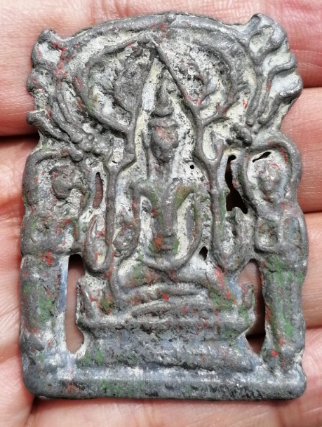 พระไม่ทราบที่ เคาะเดียว