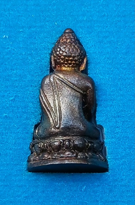 พระชัยวัฒน์ รุ่นบารมีธรรม เจ้าคุณเที่ยง วัดระฆังฯ ปี56