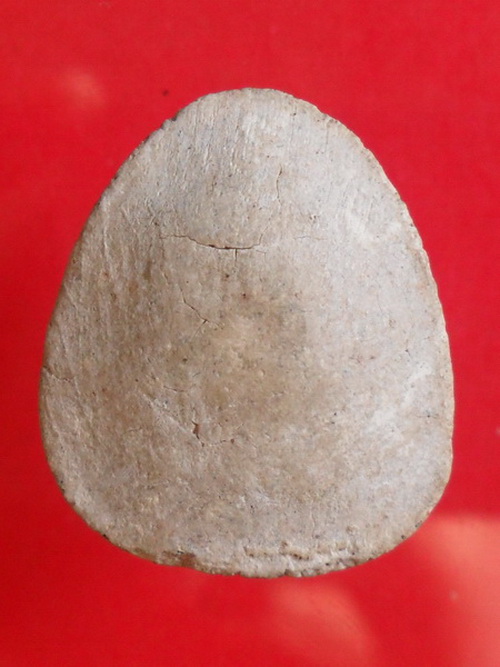 พระปิดตาเนื้อผง (ไม่ทราบที่)