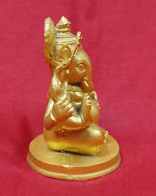 (ปิด99-)พระพิฆเนศปางประทานพร ฐานกว้าง2.50นิ้ว วัดแขกสีลม เนื้อเรซิ่นสีทอง