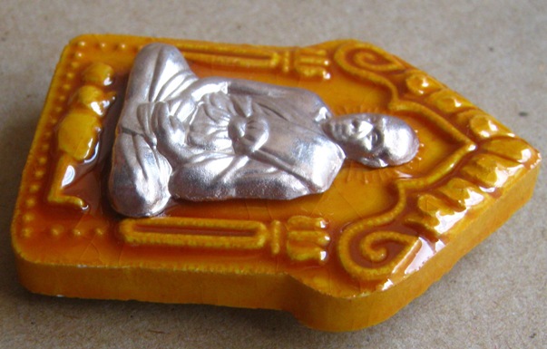 พระขุนแผนมหาบารมี89 หน้ากากเงิน หลังพระกริ่งชินบัญชร หลวงพ่อสิน วัดระหารใหญ่ จ ระยอง ปี2558