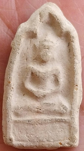 *พระผงหลวงพ่อจาด วัดบางกระเบา ปี๒๔๘๕ ปางสมาธิ (วันพฤหัสบดี) วัดพระสิงห์ เชียงใหม่*