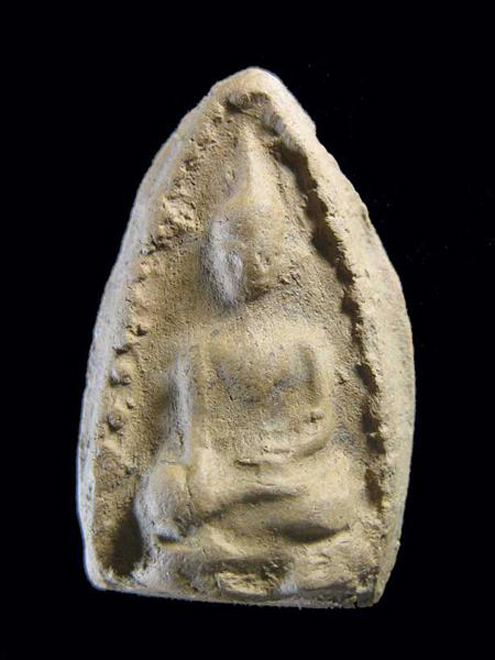 $ พระสรรค์นั่ง ข้างเม็ด หลวงพ่อกวย วัดโฆสิตาราม จ.ชัยนาท องค์ที่ ๔