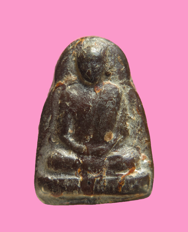 พระรูปเหมือนเกจิ เนื้อครั่ง 