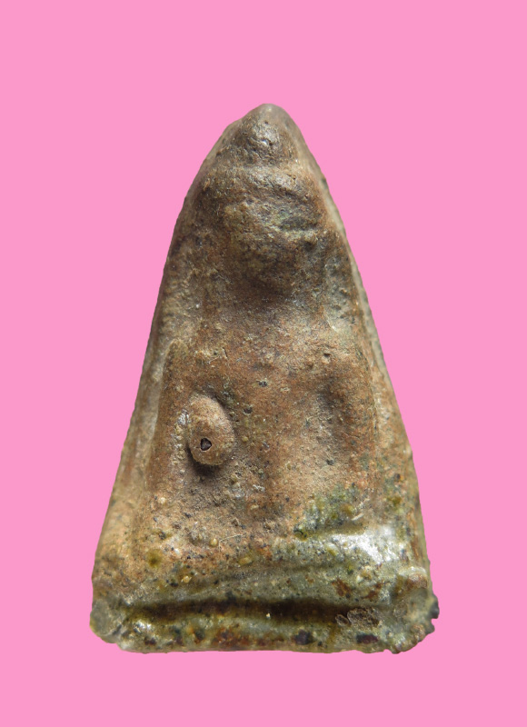 พระเนื้อดิน พิมพ์หูยาน