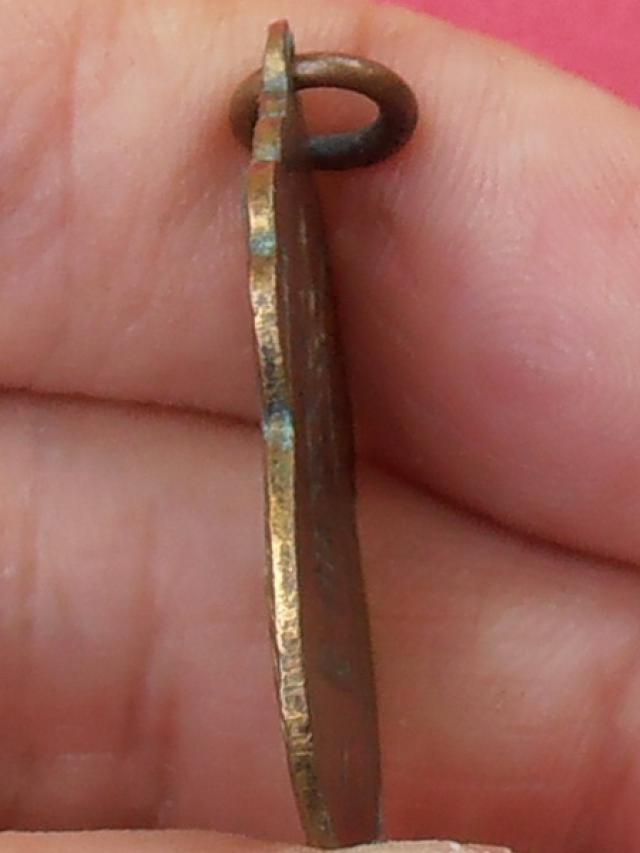 เหรียญพระประจำวัน หลวงปู่ใจ วัดเสด็จ จ.สมุทรสงคราม รุ่นสอง ปี2494