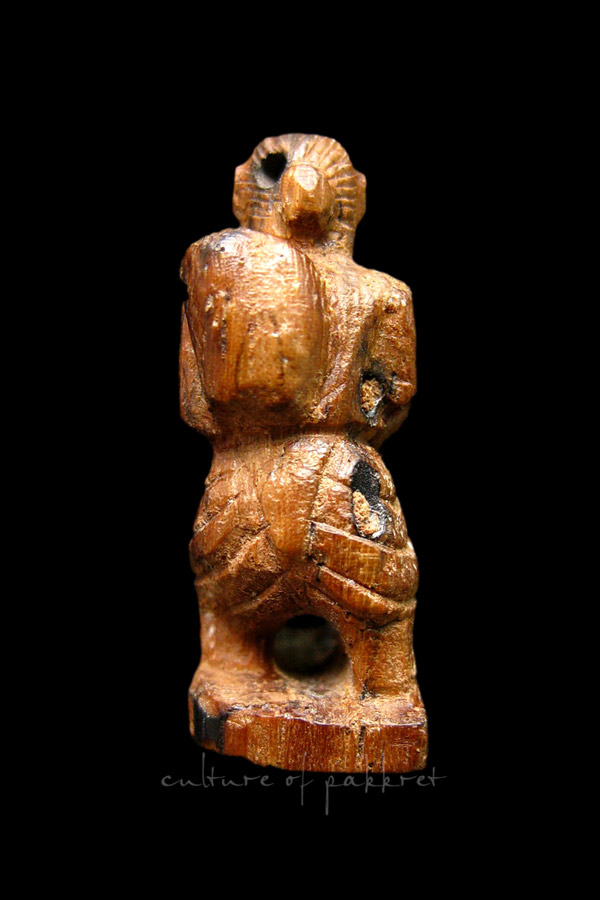 ชูชกไม้แกะ หลวงปู่ทิม วัดละหารไร่ (2266)