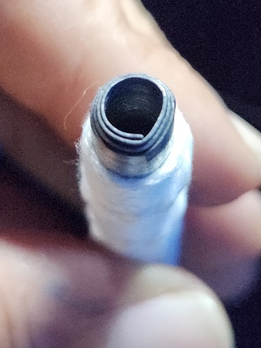 วัดน้อยชมภู่ จ.สุพรรณบุรี ตะกรุดโทนจารมือ หลวงปู่นาม (ถักเชือกขาว)   ปี2553 เนื้อตะกั่วโค๊ต " นาม 