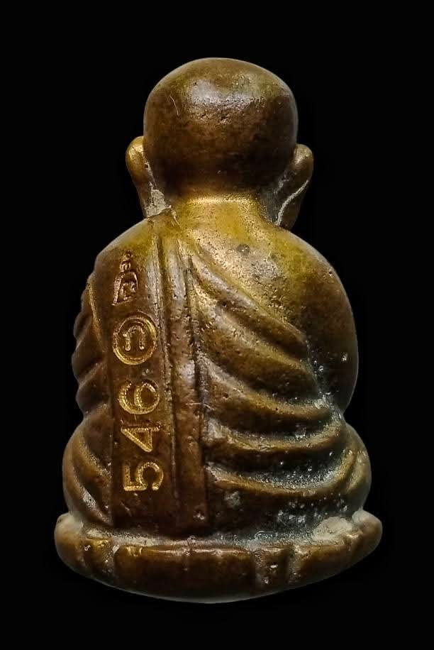 พระหลวงปู่ทวดรูปหล่อเศียรโต หมื่นยันต์ อาจารย์แดง วัดไร่ จ.ปัตตานี รุ่นกฐิน51(ลังกาสุกะ) เนื้อนวะ