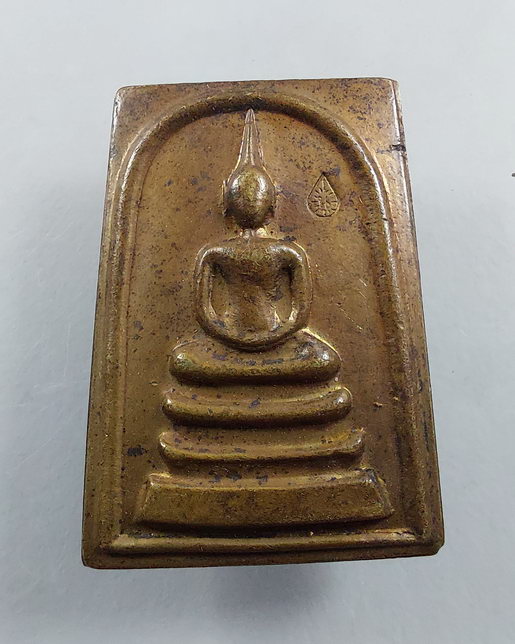 " พระสมเด็จ หลวงพ่อนุช สนฺติกโร วัดสนธิ์ทองวังใหม่ จ.จันทบุรี หลังยันต์ ตอกโค๊ต สวยๆครับ "