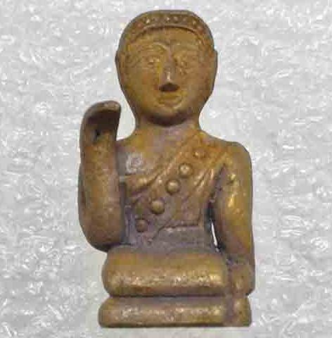 นางกวักหล่อโบราณ รุ่นกวักแสนล้าน หลวงปู่แสน วัดบ้านหนองจิก ศรีสะเกษ ปี2561 ทองแดงเถื่อน เลข336+กล่อ