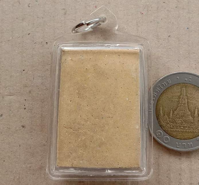 สมเด็จเข่าอุ หลวงปู่หมุน วัดป่าหนองหล่ม เลี่ยมกันน้ำพร้อมใช้