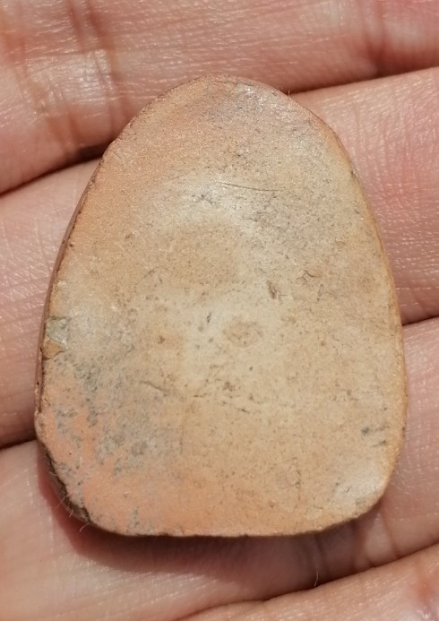 พรพุทธะพิมพ์เล็บมือข้างเม็ด หลวงพ่อกวย ชุตินฺธโร ออกวัดหนองอีดุก จ.ชัยนาท ปี 2515 เคาะเดียว