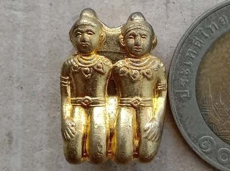 กัณหา-ชาลี หลวงปู่หลิว วัดไร่แตงทอง จ.นครปฐม ปี2536 เนื้อทองแดงกะไหล่ทอง พิมพ์กำไลตรง