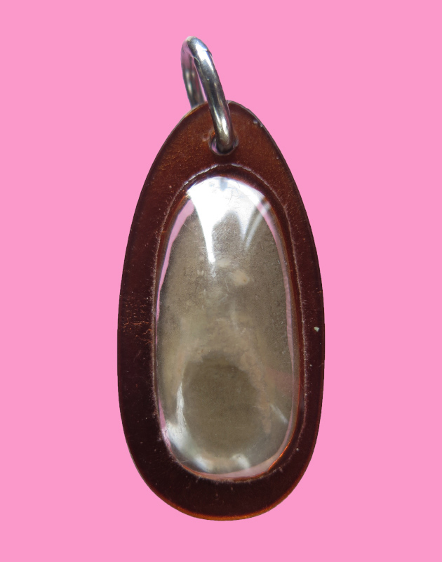 พระลีลา หลวงพ่อปี้ วัดลานหอย สุโขทัย พร้อมเลี่ยมเก่า