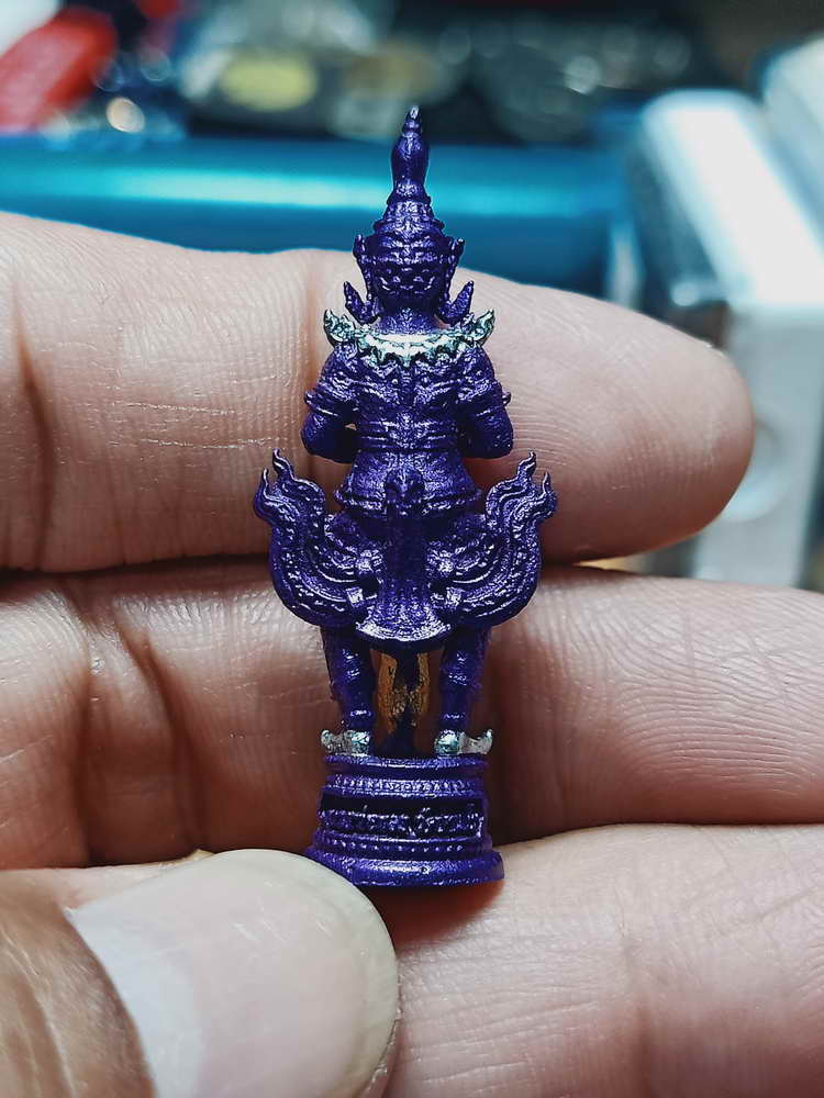 4-65 รูปเหมือนท้าวเวสสุวรรณ ประทานทรัพย์ หลวงพ่อทอง วัดบ้านไร่ จ.นครราชสีมา กระบองทอง กล่องเดิม