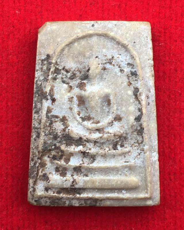 พระสมเด็จ หลวงพ่อแนม วัดเขาหน่อ นครสวรรค์