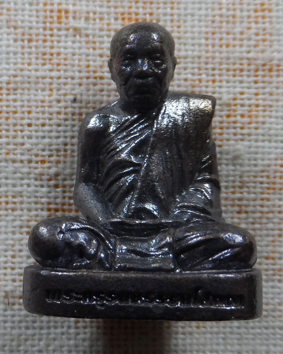 รูปหล่อพระครูรัตนธรรมโสภณ (สุทัศน์ ถิรจิตฺโต) วัดบ้านไร่เจริญผล จ.สมุทรสาคร ปี๒๕๖๖