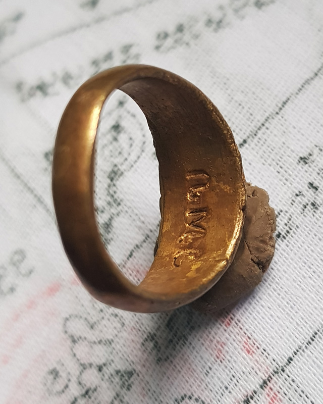 แหวนพิรอด ตอก วพบ ไม่ทราบที่