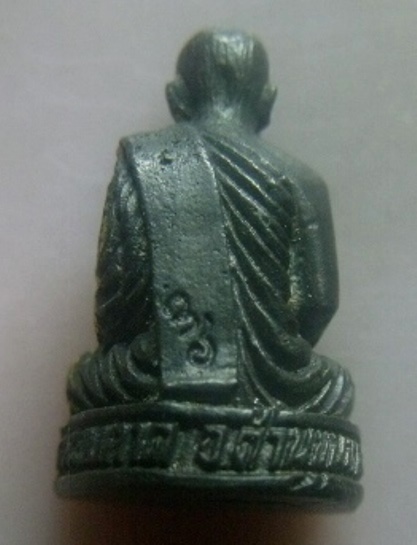 **เบา​ๆ​**รูปหล่อหลวงพ่อเนียม วัดหนองกาด อ.ด่านขุนทด จ.นครราชสีมา ปี ๒๕๓๖**สวยๆ