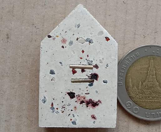 ขุนแผนแสนหวี รุ่นแรก เนื้อขาวผงแป้ง ฝังตะกรุด 2ดอก ครูบาบุดดา วัดหนองบัวคำ ลำพูน ปี2554 เลข237+กล่อง