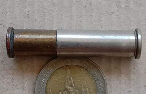 ตะกรุดเทพเศรษฐี ปลอกลูกปืน บรรจุชันณรงค์ พุทธาภิเษก ณ.วัดป่าหนองหล่ม จ.สระแก้ว 2554 มีโค้ด