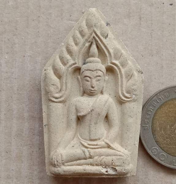 พระขุนแผนผงอาถรรพ์หลังยันต์หุ่นพยนต์ หลวงปู่ผาด วัดบ้านกรวด จ.บุรีรัมย์ มูลนิธิหลวงปู่ทิมสร้าง นานๆจ