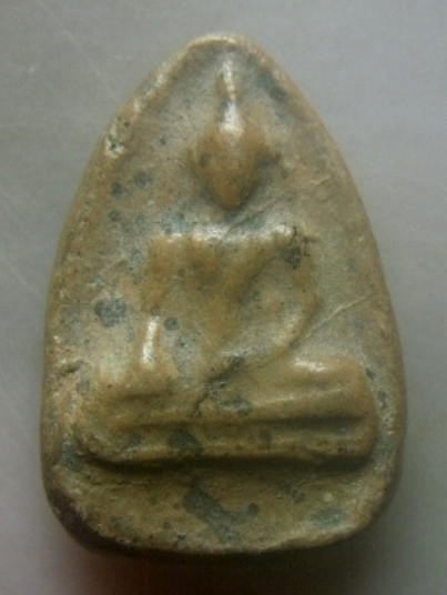 *เบาๆ**พระนางกลีบบัว เนื้อดินเผา กรุลานดอกไม้ จ.สุโขทัย**สวยๆ เชิญชมครับ