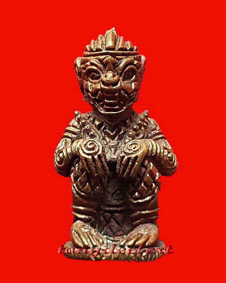 หนุมานมหาปราบ หลวงพ่อชุบ วัดวังกระแจะ รุ่นแรก เนื้อนวโลหะ ฝังตะกรุดเงินอุดผงใต้ฐาน สวยมากค่ะ