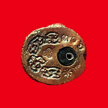 หนุมานมหาปราบ หลวงพ่อชุบ วัดวังกระแจะ รุ่นแรก เนื้อนวโลหะ ฝังตะกรุดเงินอุดผงใต้ฐาน สวยมากค่ะ