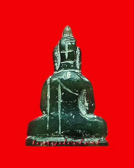 พระหยกแกะ พิมพ์พระพุทธปางสมาธิ หลวงพ่อวิริยังค์ วัดธรรมมงคล สวยมากค่ะ