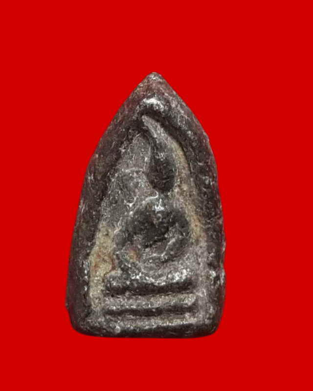 พระพิจิตร สามเหลี่ยมหน้าวัง เนื้อชินเงิน กรุวัดมหาธาตุ พิจิตร 18000